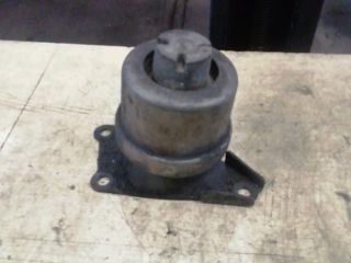 bontott VW TRANSPORTER Motor Tartó Bak Jobb