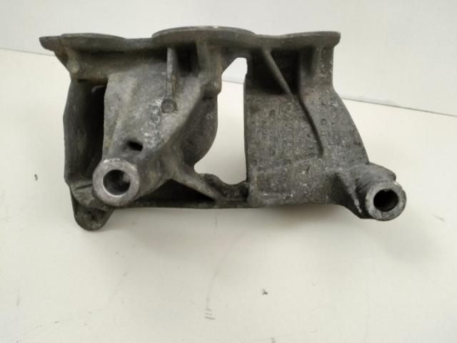 bontott VW TRANSPORTER Motor Tartó Bak (Pozíciófüggetlen)