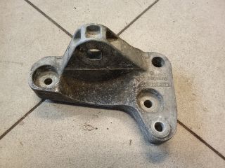 bontott VW TRANSPORTER Motor Tartó Bak (Pozíciófüggetlen)