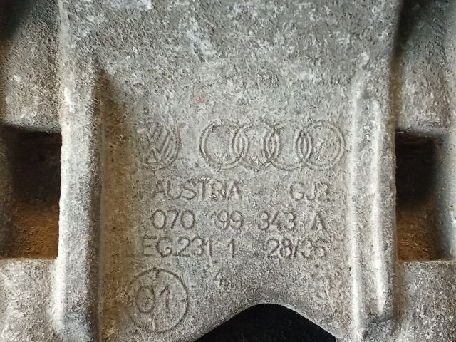 bontott VW TRANSPORTER Motor Tartó Bak (Pozíciófüggetlen)