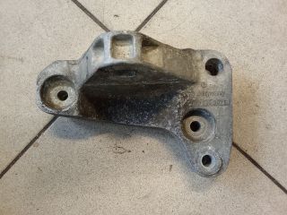 bontott VW TRANSPORTER Motor Tartó Bak (Pozíciófüggetlen)