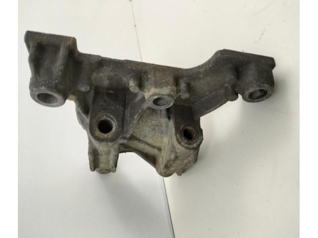 bontott VW TRANSPORTER Motor Tartó Bak (Pozíciófüggetlen)