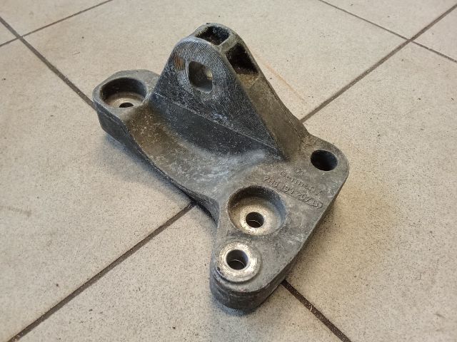 bontott VW TRANSPORTER Motor Tartó Bak (Pozíciófüggetlen)