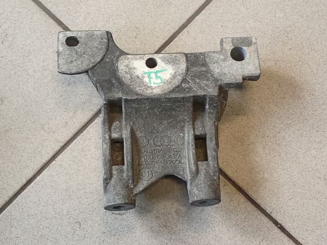 bontott VW TRANSPORTER Motor Tartó Bak (Pozíciófüggetlen)