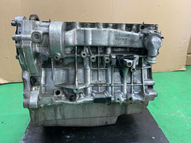 bontott VW TRANSPORTER Motorblokk (Fűzött)