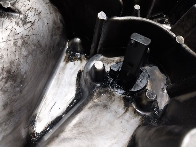 bontott VW TRANSPORTER Olajteknő