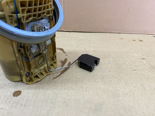 bontott VW TRANSPORTER Üzemanyag Szivattyú