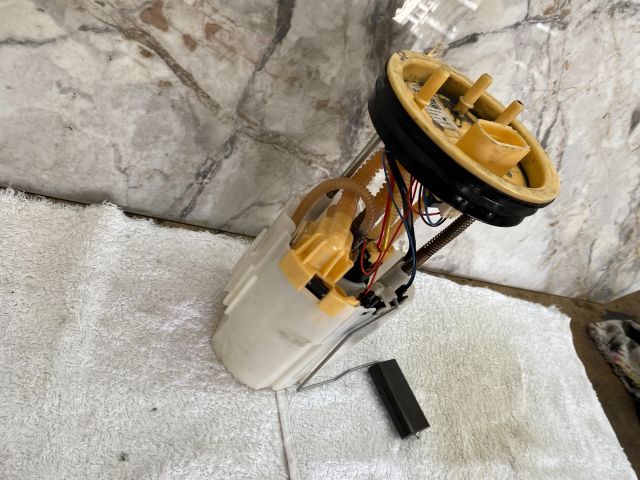 bontott VW TRANSPORTER Üzemanyag Szivattyú