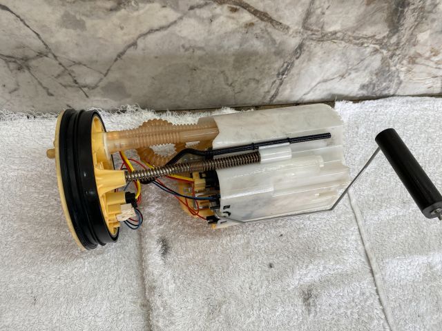 bontott VW TRANSPORTER Üzemanyag Szivattyú