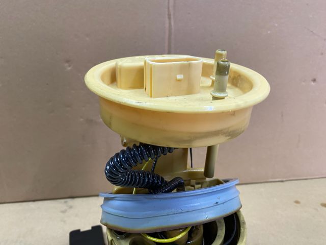 bontott VW TRANSPORTER Üzemanyag Szivattyú