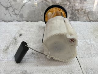 bontott VW TRANSPORTER Üzemanyag Szivattyú