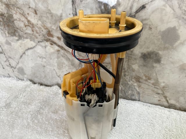 bontott VW TRANSPORTER Üzemanyag Szivattyú