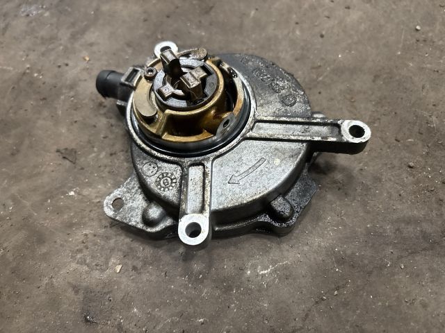 bontott VW TRANSPORTER Vákumpumpa