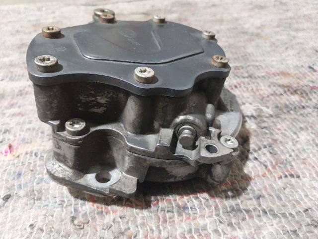 bontott VW TRANSPORTER Vákumpumpa