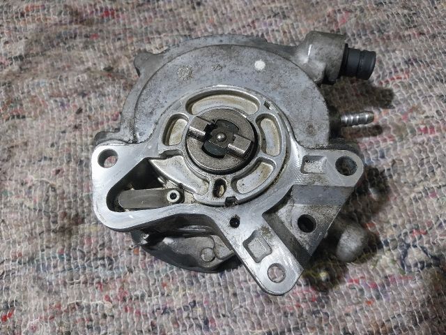 bontott VW TRANSPORTER Vákumpumpa