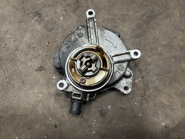 bontott VW TRANSPORTER Vákumpumpa