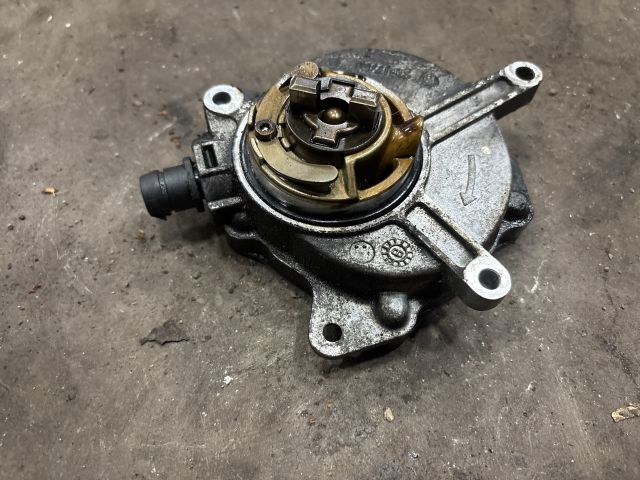 bontott VW TRANSPORTER Vákumpumpa