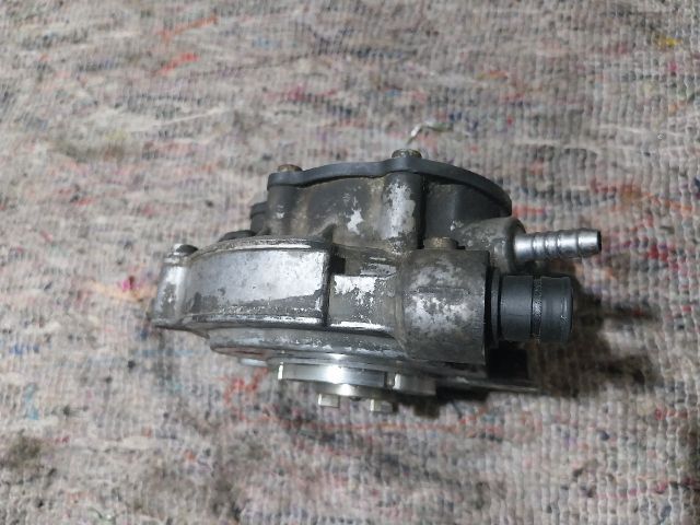 bontott VW TRANSPORTER Vákumpumpa