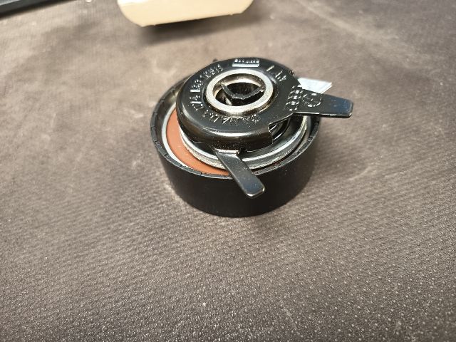 bontott VW TRANSPORTER Vezérlés Lánc / Szíj Feszítő Görgő