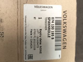 bontott VW TRANSPORTER Vezérlés Lánc / Szíj Feszítő Görgő