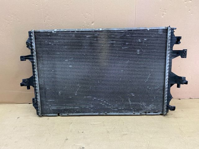 bontott VW TRANSPORTER Vízhűtő Radiátor (Klímás)