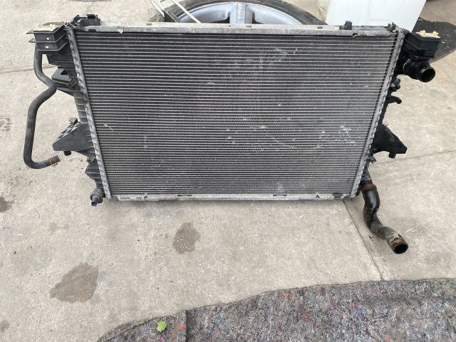 bontott VW TRANSPORTER Vízhűtő Radiátor (Klímás)