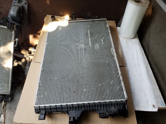 bontott VW TRANSPORTER Vízhűtő Radiátor (Klímás)