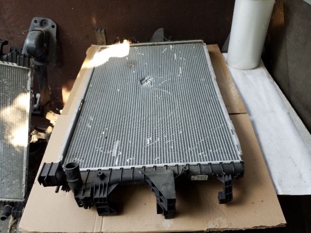 bontott VW TRANSPORTER Vízhűtő Radiátor (Klímás)