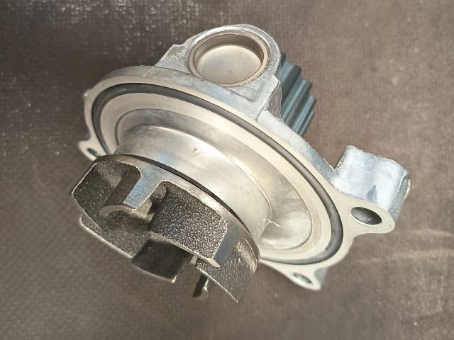 bontott VW TRANSPORTER Vízpumpa