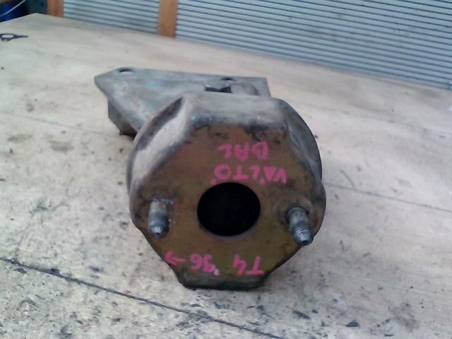 bontott VW TRANSPORTER Váltó Tartó Bak (Pozíciófüggetlen)