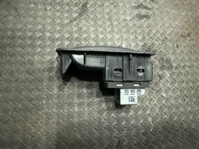 bontott VW TRANSPORTER Ablakemelő Kapcsoló (Pozíciófüggetlen)