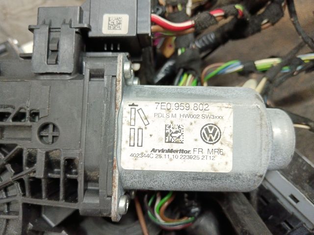 bontott VW TRANSPORTER Ablakemelő Kapcsoló Szett