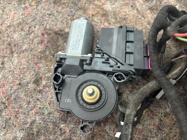 bontott VW TRANSPORTER Ablakemelő Kapcsoló Szett