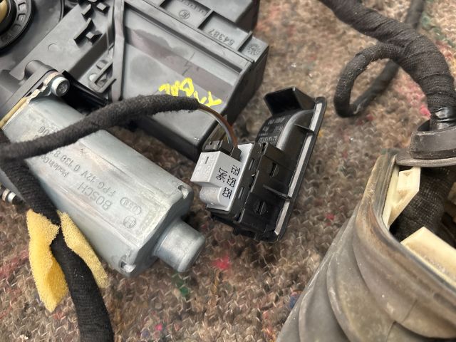 bontott VW TRANSPORTER Ablakemelő Kapcsoló Szett