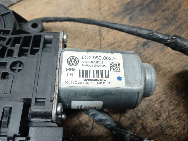 bontott VW TRANSPORTER Ablakemelő Kapcsoló Szett