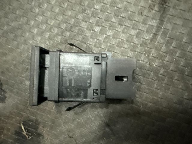 bontott VW TRANSPORTER Ablakfűtés Kapcsoló