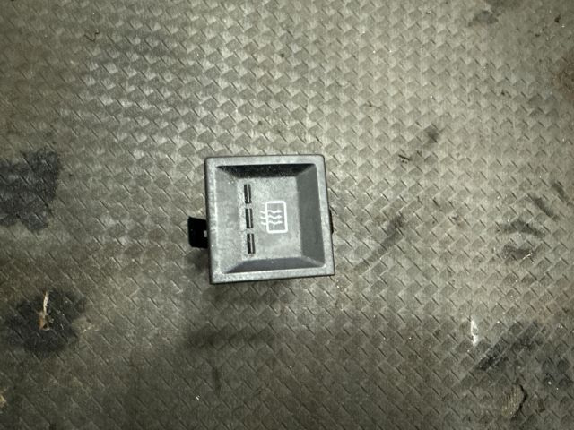 bontott VW TRANSPORTER Ablakfűtés Kapcsoló