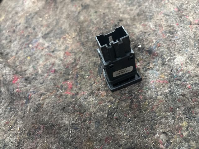 bontott VW TRANSPORTER Ablakfűtés Kapcsoló