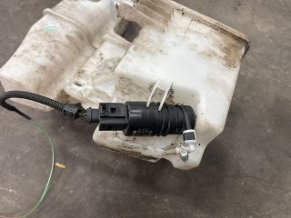 bontott VW TRANSPORTER Ablakmosó Tartály