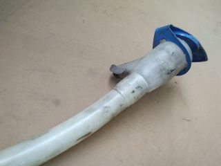 bontott VW TRANSPORTER Ablakmosótartály Betöltő