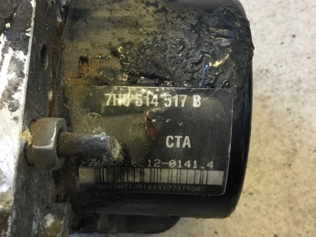 bontott VW TRANSPORTER ABS Kocka