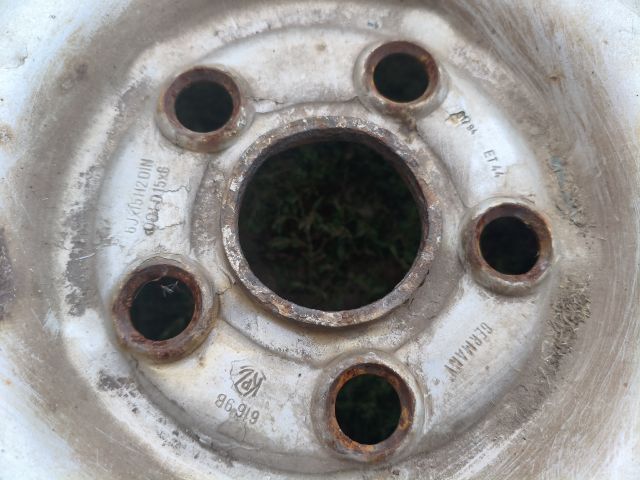 bontott VW TRANSPORTER Acélfelni (1 db)