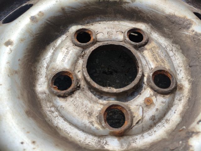 bontott VW TRANSPORTER Acélfelni (1 db)