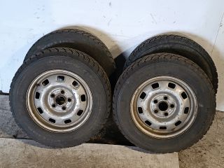 bontott VW TRANSPORTER Acélfelni Szett Gumival