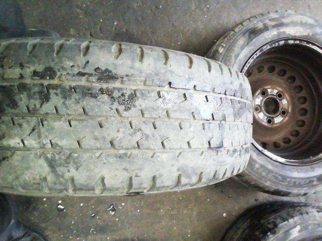 bontott VW TRANSPORTER Acélfelni Szett Gumival