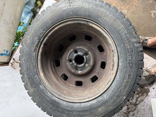 bontott VW TRANSPORTER Acélfelni Szett Gumival