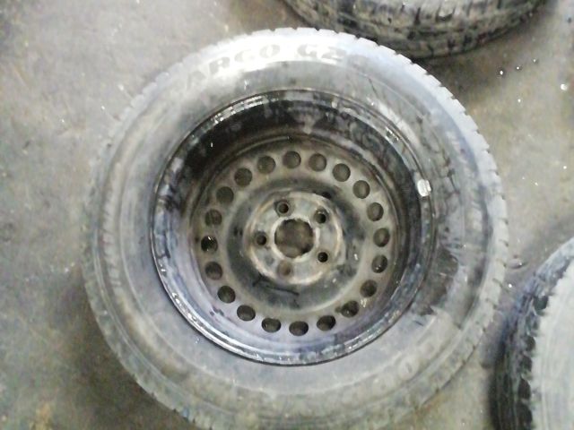 bontott VW TRANSPORTER Acélfelni Szett Gumival