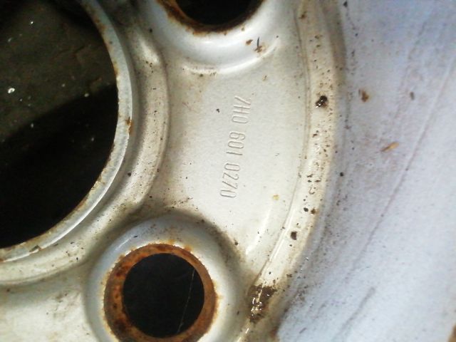 bontott VW TRANSPORTER Acélfelni Szett Gumival