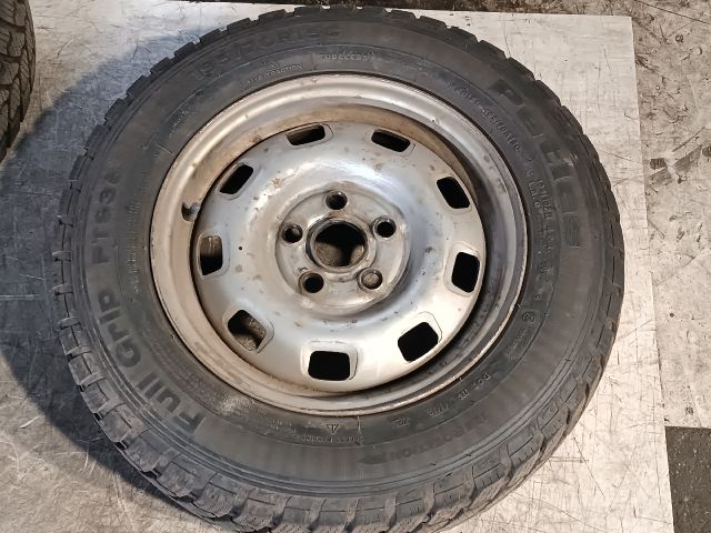 bontott VW TRANSPORTER Acélfelni Szett Gumival