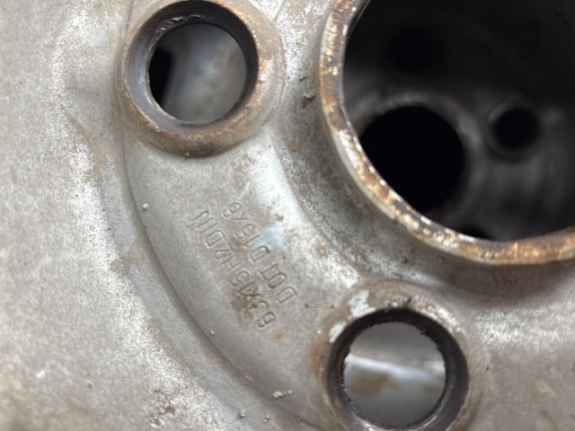 bontott VW TRANSPORTER Acélfelni Szett Gumival